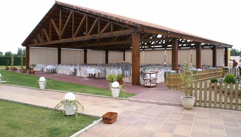 Hotel Rey Sancho Palencia Zewnętrze zdjęcie