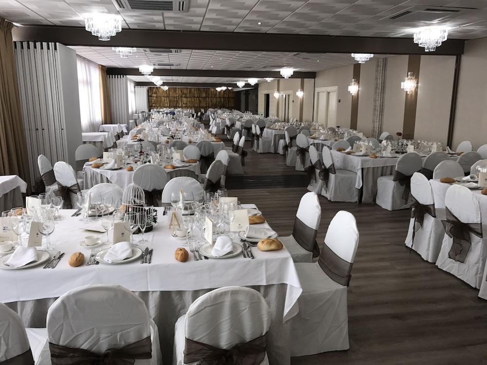 Hotel Rey Sancho Palencia Zewnętrze zdjęcie